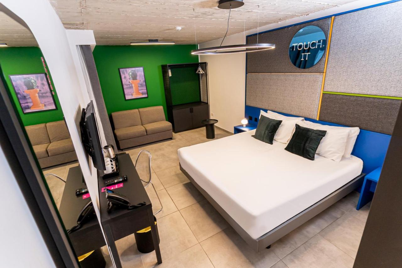Ikyk Hotel- Ik Collection سانت جوليان المظهر الخارجي الصورة